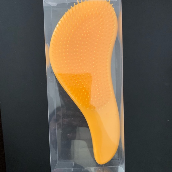 Nwt milk shake wet brush.  Offers welcome, bundle & save! - Picture 4 of 4